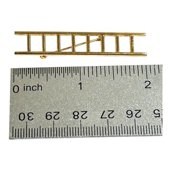 Vintage Small Ladder Gold Tone Pin - Picture 3 of 4